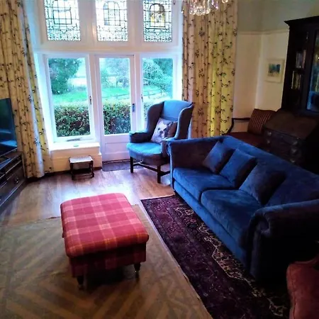 Tranquil Getaway Near Brecon Beacons Apartment Llandovery Exterior photo