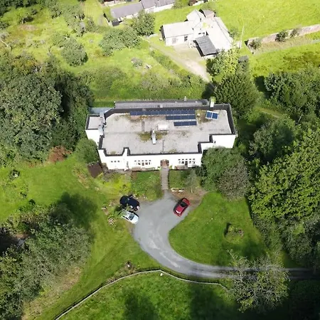 Tranquil Getaway Near Brecon Beacons Apartment Llandovery Exterior photo